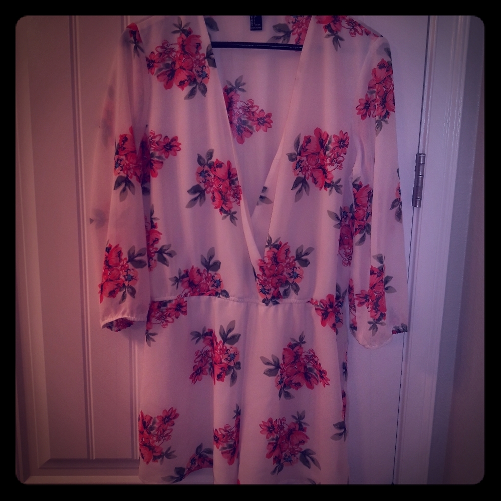 Long sleeve floral romper